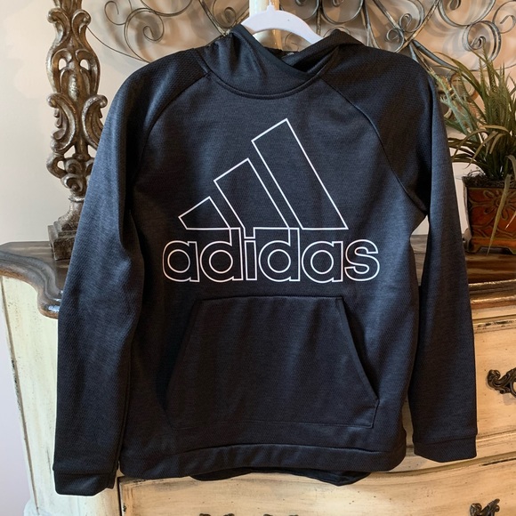 adidas Tops - ❤️ Holiday Sale- Adidas Hooded Pullover